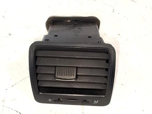 Luftventilen Luftventilen VW GOLF V (1K1) 1.9 TDI (105 hp) 33769098 33769098