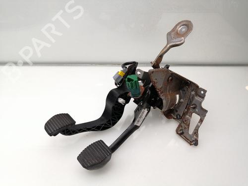 Clutch pedal CITROËN C4 II (NC_) 1.6 BlueHDi 100 | BP23458432I13 