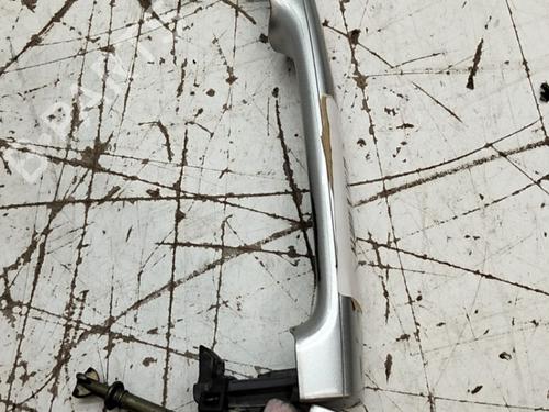 Used Front left exterior door handle Front left exterior door handle 38420848 38420848