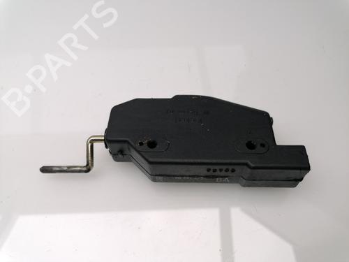 Used Electronic module OPEL SENATOR B (V88) 3.0 (P19) (177 hp) 23651813