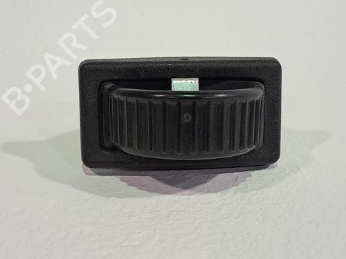 Used Ashtray NISSAN TERRANO II (R20) 2.7 TDi 4WD (125 hp) 23386538