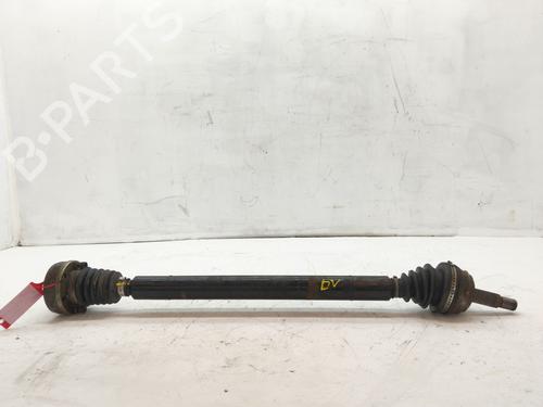Used Right front driveshaft VW GOLF III (1H1) 1.6 (101 hp) 26574703