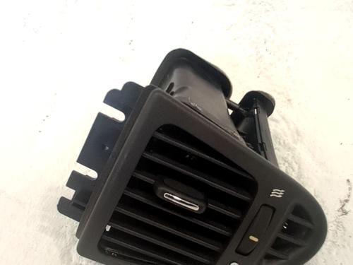 Used Air vent Air vent JAGUAR X-TYPE I (X400) 2.5 V6 All-wheel Drive (196 hp) 34331524 34331524