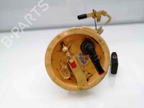 Used Fuel pump BMW 3 (E90) 325 d (197 hp) 23448993