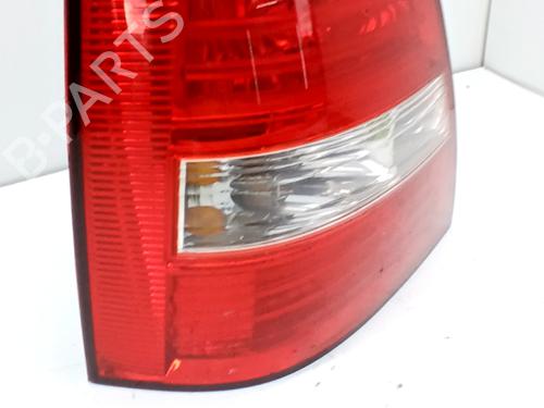 Used Left taillight KIA SORENTO I (JC) 2.5 CRDi (170 hp) 32014233