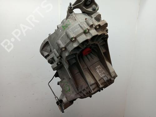 Used Gearbox VOLVO S40 II (544) 2.0 D (136 hp) 23354861