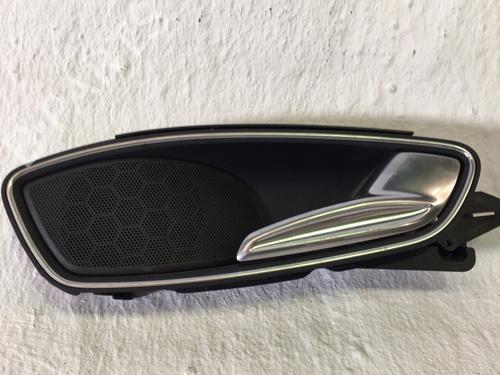 Used Front right interior door handle Front right interior door handle AUDI A1 Sportback (8XA, 8XF) 1.4 TFSI (122 hp) 39557142 39557142
