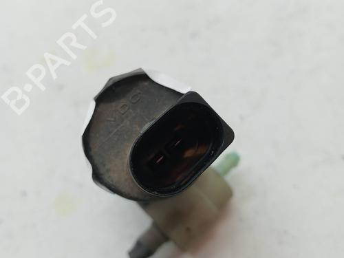 Washer pump MITSUBISHI OUTLANDER II (CW_W) 2.0 DI-D (CW8W) | BP23352629E24 