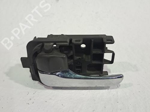 Used Rear left interior door handle NISSAN X-TRAIL I (T30) 2.2 Di 4x4 (114 hp) 25809493