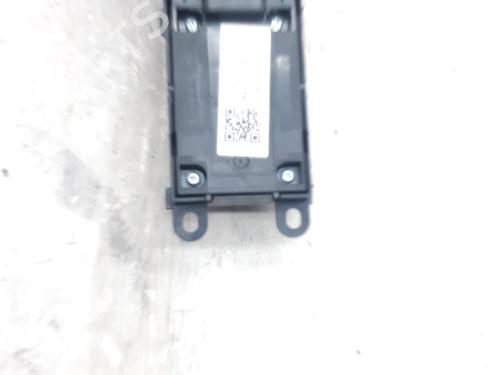 Left front window switch VOLVO V40 Hatchback (525) D2 | BP36376711I27 - Image 3