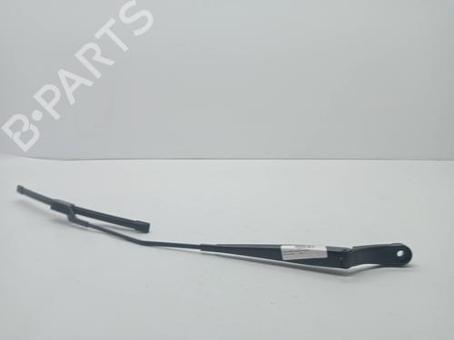 Used Front windshield wiper arm FORD KA+ III (UK, FK) 1.2 Ti-VCT (85 hp) 23356073