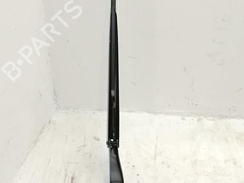front-windshield-wiper-arm-opel-corsa-f-p2jo-2019-40549265 main image
