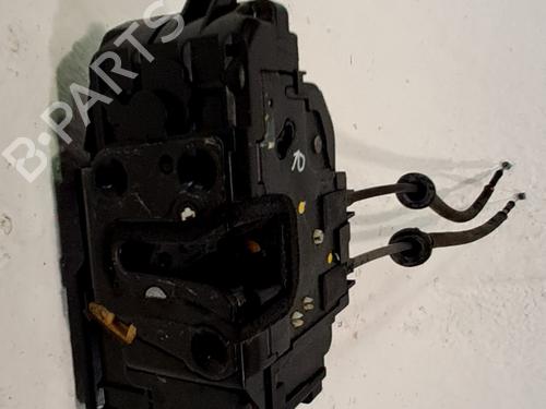 front-right-lock-hyundai-santa-fe-ii-cm-2005-2006-2007-2008-2009-2010-2011-2012-2013-2014-2015-33767225 main image