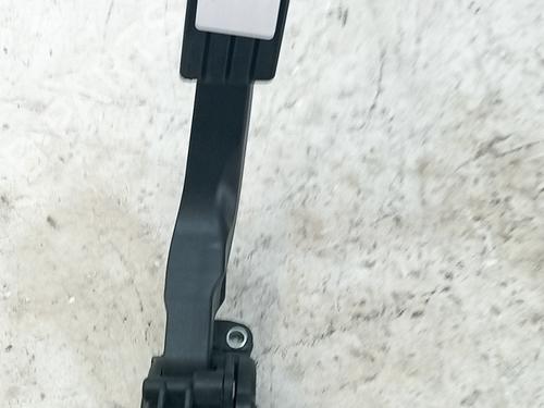 Pedal Pedal RENAULT TWINGO II (CN0_) 1.2 16V (CN0K, CN0V, CN0A) (76 hp) 37223771 37223771