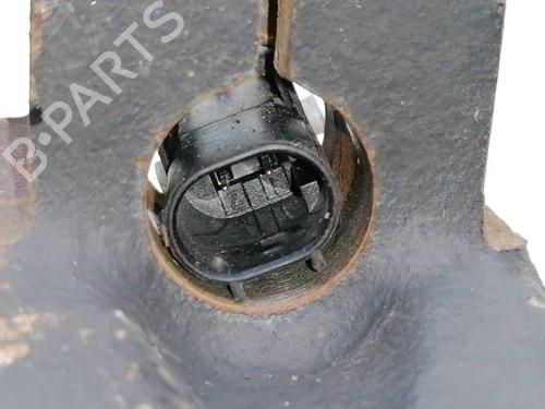 Used Left front steering knuckle OPEL COMBO Box Body/MPV (X12) 1.6 CDTI (B05) (105 hp) 23937484