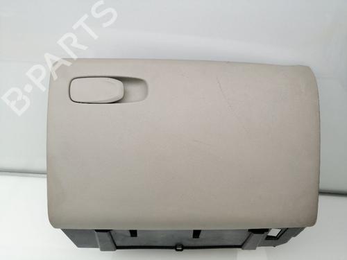 Used Glove box VOLVO V40 Hatchback (525) D3 (150 hp) 23651589