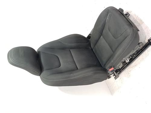 Sæde venstre fortil VOLVO XC60 I SUV (156) D3 (150 hp) 29420898