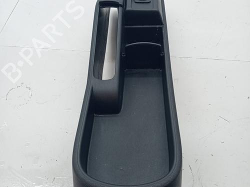 Armrest / Center console MAZDA 2 (DE_, DH_) 1.5 MZR (DE5FS) | BP23350326I20 