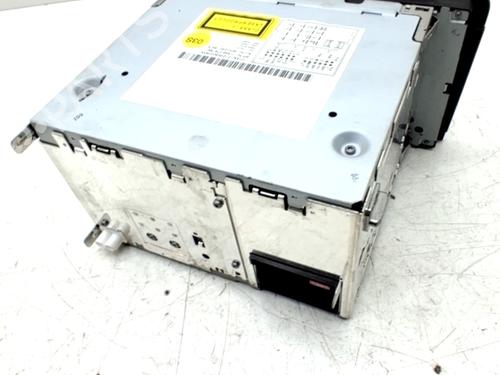 Autoradio für AUDI A3 (8P1) 1.6 TDI (105 hp) 32107087