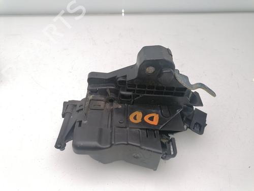 Front right lock MERCEDES-BENZ E-CLASS (W210) E 320 CDI (210.026) | BP25999564C97 
