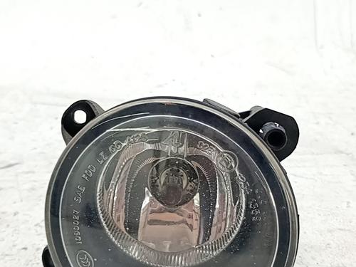 Used Right front fog light Right front fog light 38990145 38990145