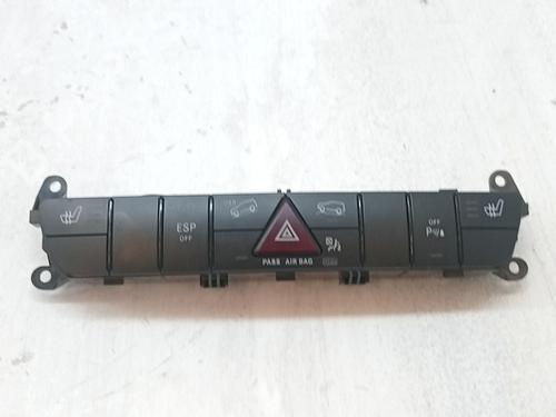 Warnblinkschalter für Warnblinkschalter MERCEDES-BENZ M-CLASS (W164) ML 320 CDI 4-matic (164.124, 164.125, 164.122) (211 hp) 35967750 35967750