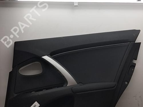 Bageste højre beklædning Bageste højre beklædning TOYOTA AVENSIS Saloon (_T27_) 2.0 D-4D (ADT270_, ADT270R) (124 hp) 34708231 34708231