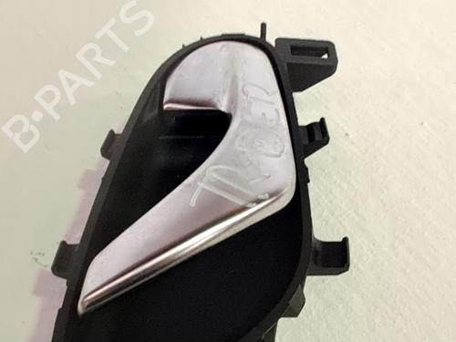 Used Rear right interior door handle Rear right interior door handle RENAULT KADJAR (HA_, HL_) 1.3 TCe 140 (HLNB, HLN1) (140 hp) 35807557 35807557