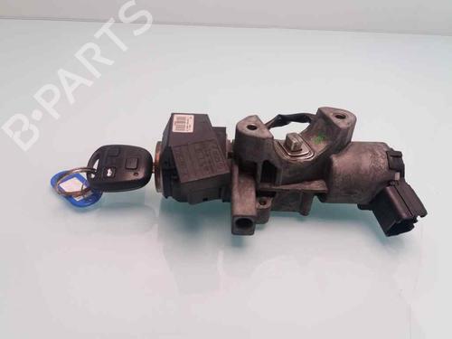 Ignition barrel TOYOTA AVENSIS Estate (_T25_) 2.0 D-4D (CDT250_, CDT250R) | BP23377945M48 