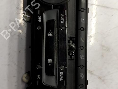 AC Styreenhet / Manøvreringsenhet SEAT ALTEA (5P1) 1.9 TDI (105 hp) 31328666