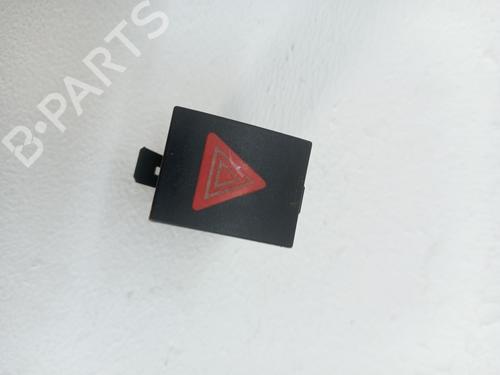 Used Warning switch VW POLO IV (9N_, 9A_) 1.4 16V (80 hp) 27557045