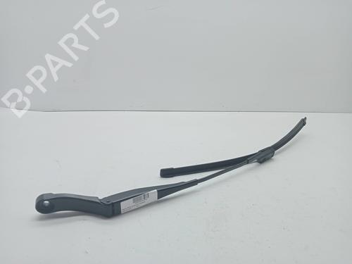 Used Front windshield wiper arm FORD KA+ III (UK, FK) 1.2 Ti-VCT (85 hp) 23356074