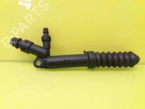 Used Clutch slave cylinder AUDI A4 B8 Avant (8K5) 2.0 TDI (143 hp) 24139987