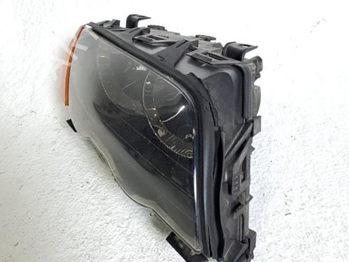 Right headlight BMW 3 (E46) 320 d | BP31580704C29