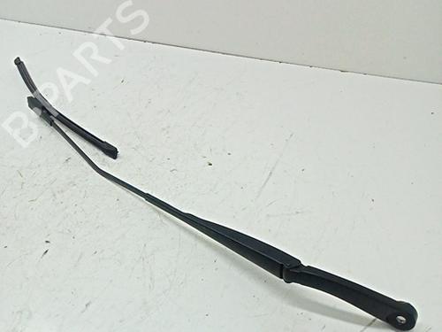 Used Front windshield wiper arm DACIA DOKKER Box Body/MPV 1.6 (102 hp) 29270214