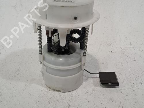 Used Fuel pump OPEL CORSA F (P2JO) 1.2 (68) (101 hp) 28037579