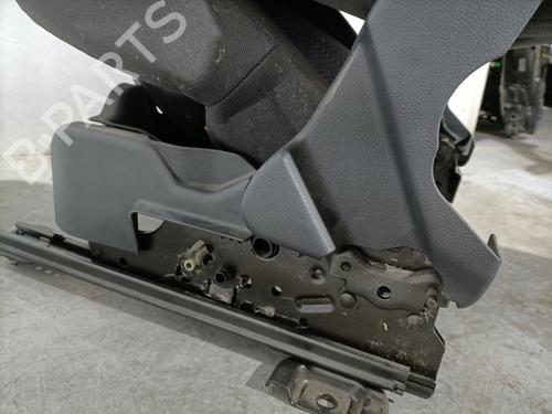 Right front seat FORD FUSION (JU_) 1.4 TDCi | BP28336875C16