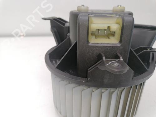 Used Heater blower motor FIAT DOBLO Cargo (263_) 1.3 D Multijet (263WXU1A, 263ZXU1A, 263WYB1A, 263ZYB1A) (95 hp) 25783676