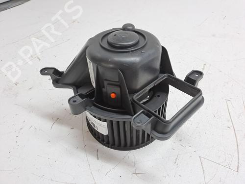 Used Heater blower motor PEUGEOT 5008 (0U_, 0E_) 2.0 HDi 150 / BlueHDi 150 (150 hp) 23974126