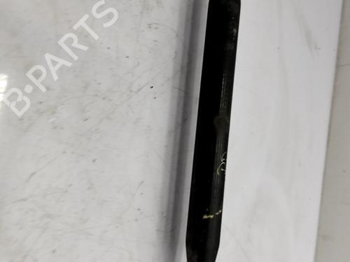Used Right front driveshaft VW POLO IV (9N_, 9A_) 1.4 16V (101 hp) 32108153
