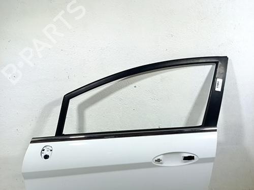 Dør venstre fortil Dør venstre fortil FORD FIESTA VI (CB1, CCN) 1.6 TDCi (95 hp) 33760520 33760520