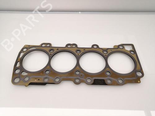 Used Cylinder head NISSAN NOTE (E11, NE11) 1.4 LPG (88 hp) 30451803