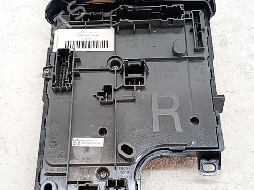 Used Electronic module Electronic module TESLA MODEL 3 (5YJ3) EV (283 hp) 40548822 40548822
