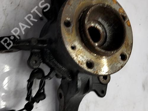 Used Left front steering knuckle RENAULT MASTER III Van (FV) 2.3 dCi 125 FWD (FV0C, FV0D, FV0G, FV0H, FV0J, FV0K,... (125 hp) 32383964