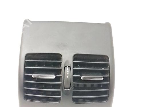 air-vent-mercedes-benz-c-class-w204-2007-2008-2009-2010-2011-2012-2013-2014-2015-36109236 main image