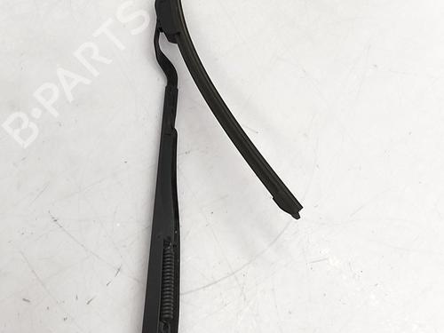 Used Front windshield wiper arm Front windshield wiper arm 37591871 37591871