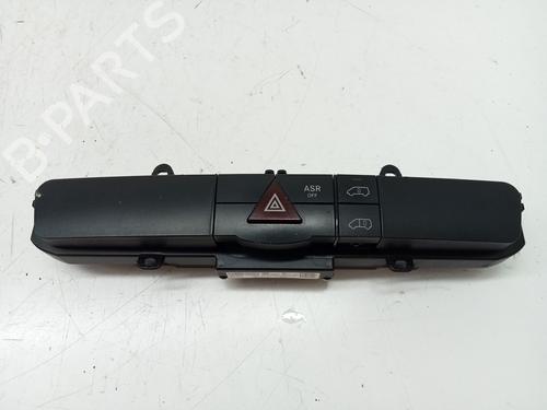 Used Warning switch MERCEDES-BENZ SPRINTER 3,5-t Van (B906) 310 CDI (906.631, 906.633, 906.635, 906.637) (95 hp) 28957240