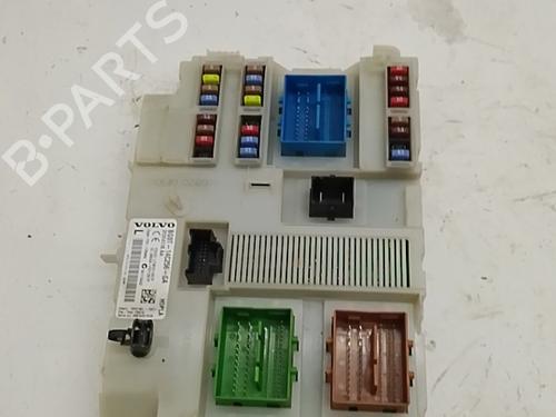Used Fuse box Fuse box VOLVO S60 II (134) D3 (163 hp) 40550163 40550163