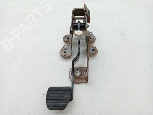 Used Break pedal RENAULT SCÉNIC III (JZ0/1_) 1.5 dCi (110 hp) 23348835