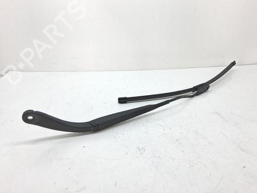 Used Front windshield wiper arm RENAULT MEGANE II (BM0/1_, CM0/1_) 1.5 dCi (BM1E, CM1E) (106 hp) 28336920